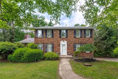 5132 Scenic Dr, Murrysville, PA 15668