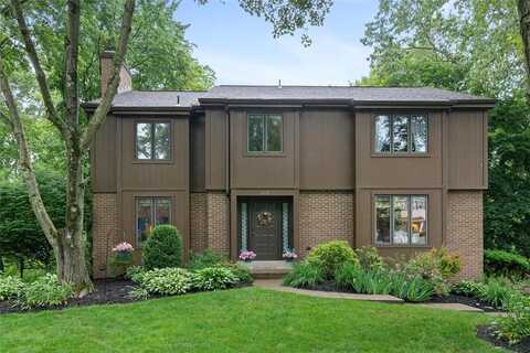 409 Forest Trails Dr, McCandless, PA 15090