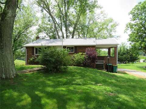 1332 Oakridge Rd, Fayette, PA 15057