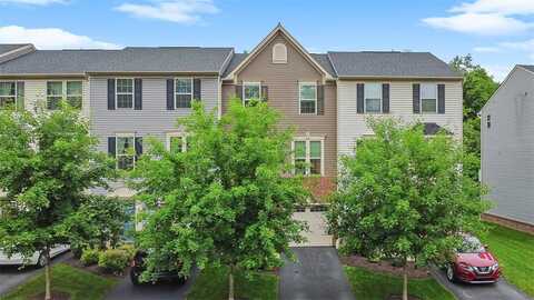 122 Arbor Trail Dr, McKees Rocks, PA 15136