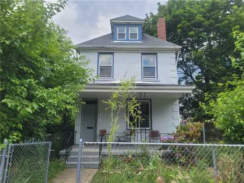 563 N Richland St, Homewood, PA 15208