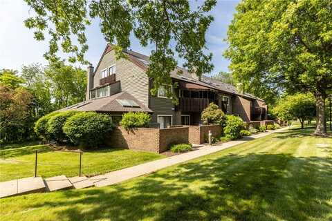 2811 Leona Ln, Robinson, PA 15108