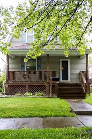 425 Bessemer Ave, Grove City, PA 16127