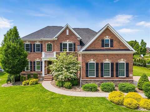 311 Connemara Ct, Pine Grv Mls, PA 16046