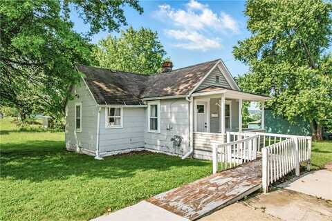 209 George St, Farrell, PA 16121
