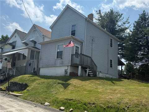 423 Lowell Street, Vandergrift, PA 15690