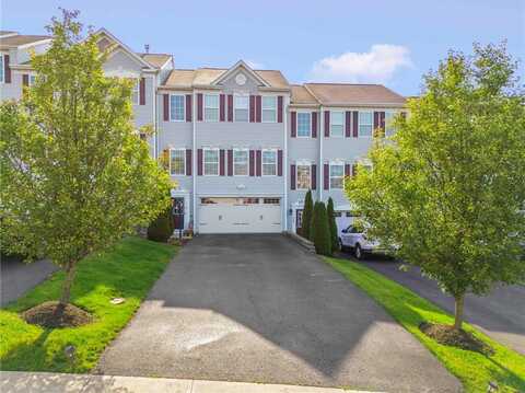 210 Brae Glen Dr, Strabane, PA 15317