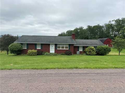 300 Pandora Rd, Derry, PA 15627