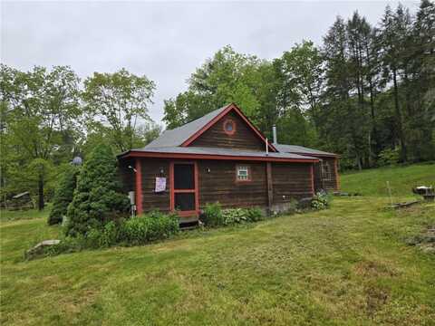 5286 Gray Hill Rd, Benezette, PA 15868