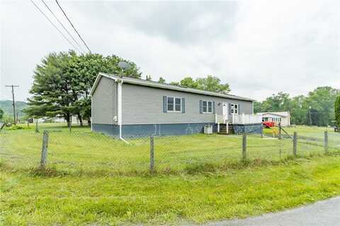 400 Moween Rd, Loyalhanna, PA 15681