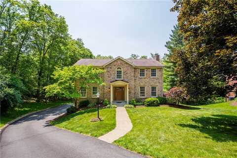 511 Clubview Dr, Peters Township, PA 15317