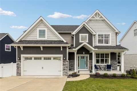 582 Forest Oaks Trl, North Huntingdon, PA 15642