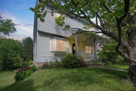 61 Ehle Ave, Kennedy, PA 15108