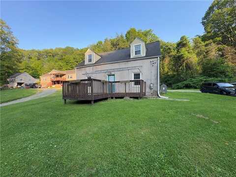 316 Dutchman Run Road, Lower Burrell, PA 15068