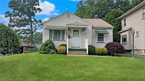 131 E Fairmont Ave, New Castle, PA 16105
