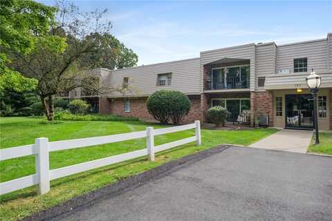 595 Calais Drive, McCandless, PA 15237