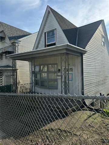 216 Dengler Street, Arlington Heights, PA 15210