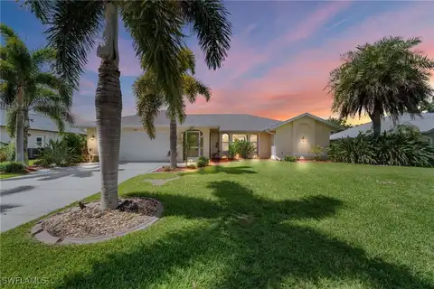 1402 SE 1st Terrace, Cape Coral, FL 33990