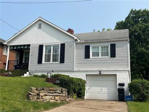 228 Thornwood Dr, Canonsburg, PA 15317