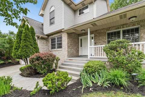 260 Fox Meadow Dr, Pine Grv Mls, PA 15090