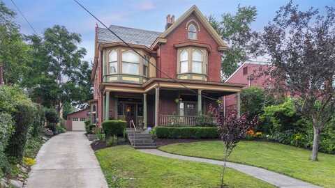 1410 Pennsylvania Ave, Manchester, PA 15233