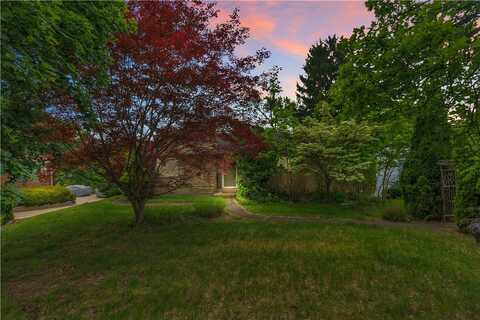 326 Pinevue Drive, Monroeville, PA 15146