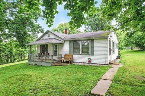 283 S 5th St, Sharpsville, PA 16150