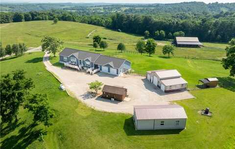140 Jocelynn Ln, Smithfield, PA 15478
