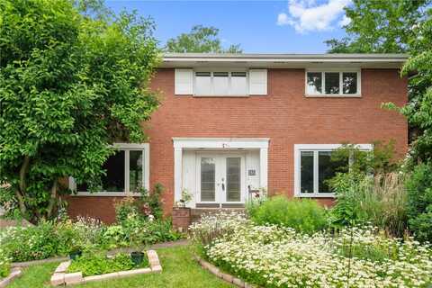 133 Hartwood Dr, Point Breeze, PA 15208