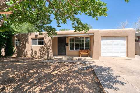 2417 BRITT Street NE, Albuquerque, NM 87112