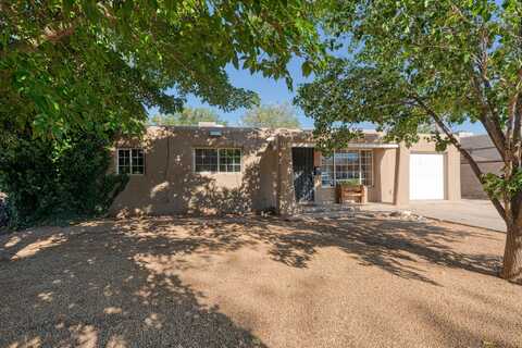 2417 BRITT Street NE, Albuquerque, NM 87112