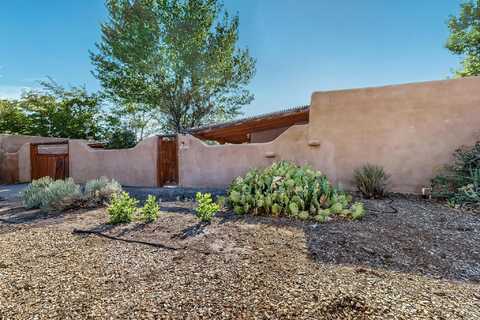 3009 INDIAN FARM Lane NW, Albuquerque, NM 87107