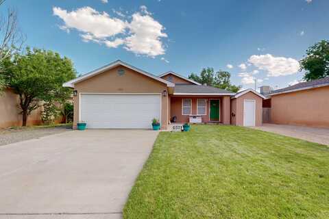 602 W Santa Fe Avenue, Moriarty, NM 87035