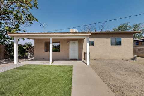 220 GARCIA Road NE, Albuquerque, NM 87113