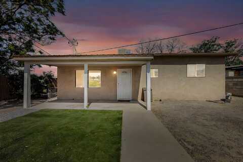 220 GARCIA Road NE, Albuquerque, NM 87113
