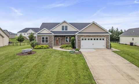 325 PETROS DR, WAYNESBORO, VA 22980
