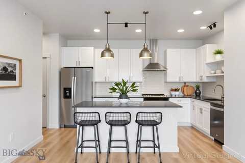2221F Willow unit: 104, Livingston, MT 59047