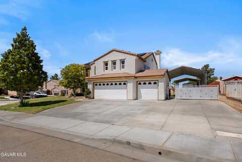 39924 La Manga Court, Palmdale, CA 93551