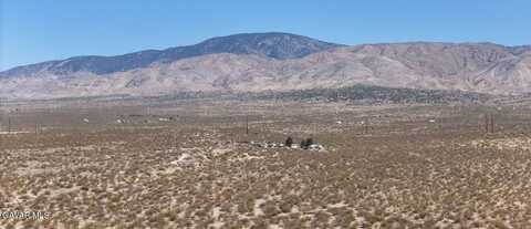 2 Dawn Road, Rosamond, CA 93560
