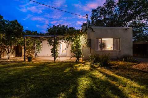9913 CLAREMONT Avenue NE, Albuquerque, NM 87112