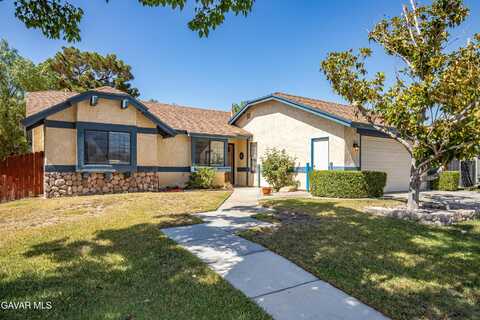 2011 W Avenue K10, Lancaster, CA 93536