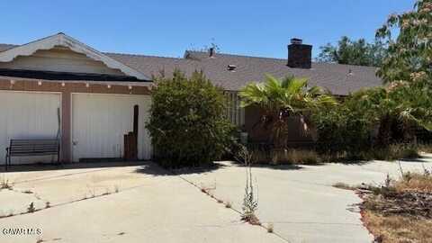 38520 E 12th Street, Palmdale, CA 93550
