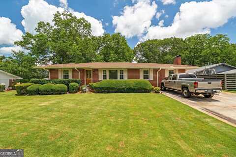 106 Lakeview, Carrollton, GA 30117