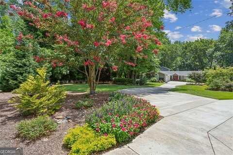 750 Crest Valley, Sandy Springs, GA 30327