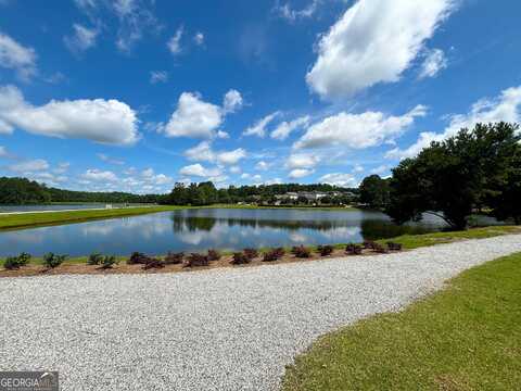 7888 The Lakes, Fairburn, GA 30213