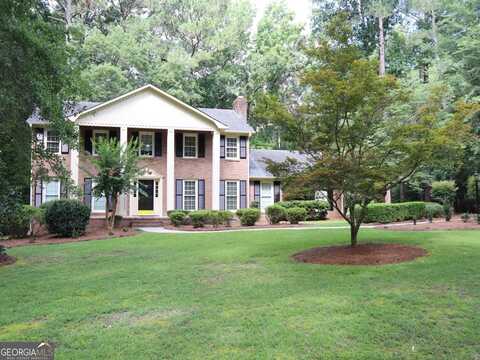 1013 Wimbledon, Macon, GA 31210