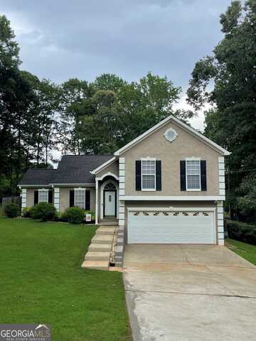 102 Plymouth, Lagrange, GA 30240