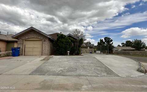 800 Derrickson Dr, El Paso, TX 79912