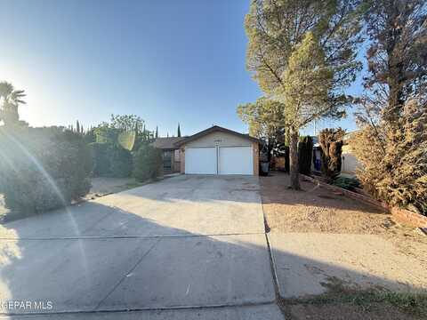 11465 BEACH FRONT Drive, El Paso, TX 79936