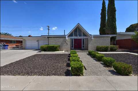 8400 Parkland Drive, El Paso, TX 79925